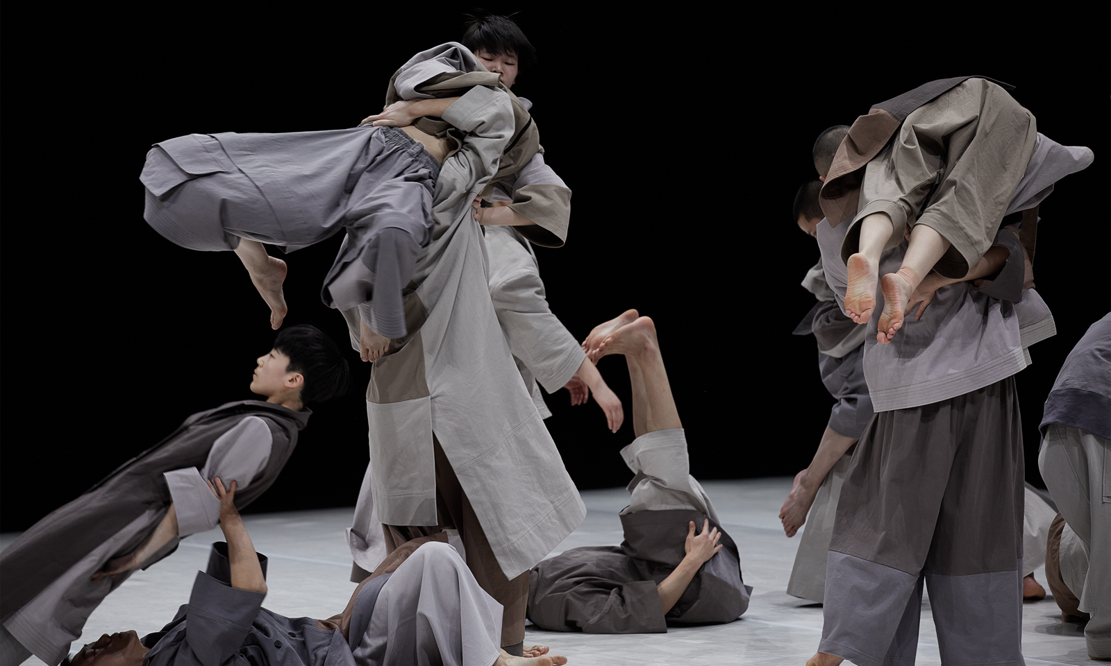 TAODanceTheater-AAFWeb-EventImageGallery3-2500x1500.png